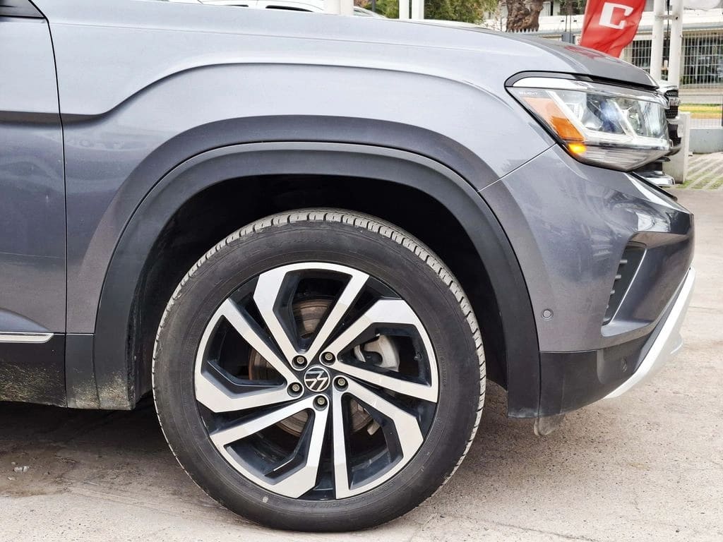 Volkswagen Atlas 3.6 Limited 4 Motion año 2024