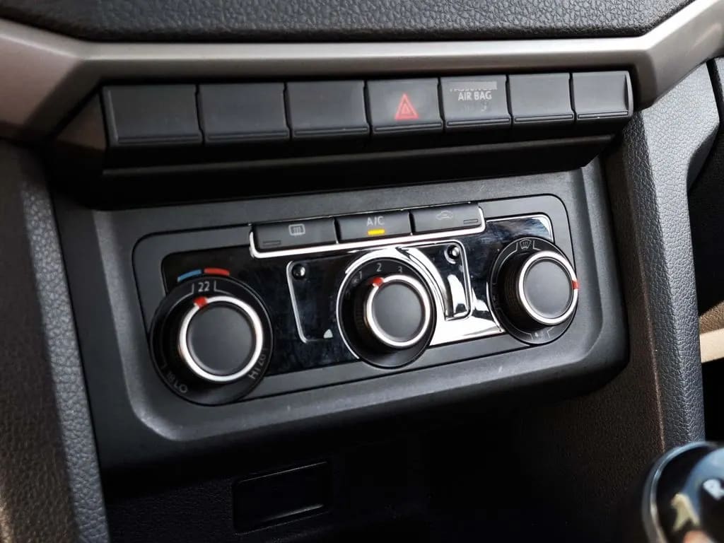 Volkswagen Amarok Tredline 2.0 Mt 4x2 año 2021