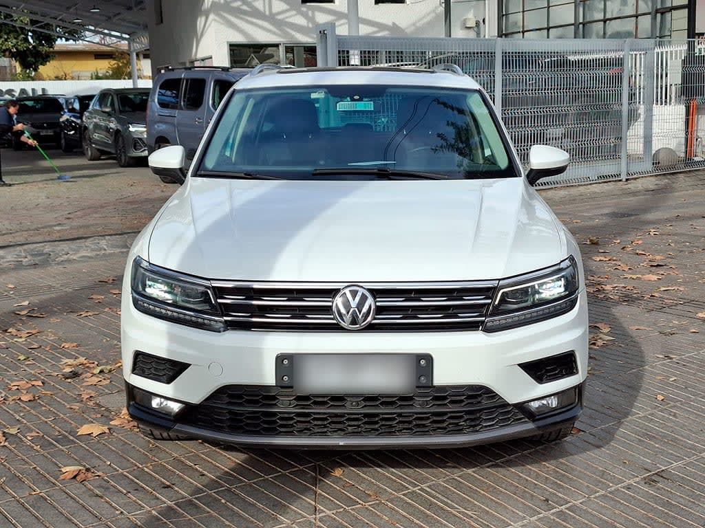 Volkswagen Tiguan Tiguan Sport 2.0 Tfsi 4m año 2020