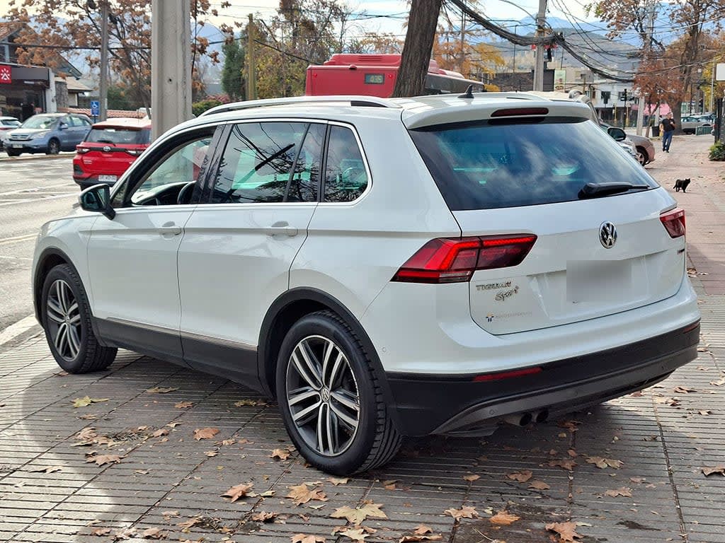Volkswagen Tiguan Tiguan Sport 2.0 Tfsi 4m año 2020
