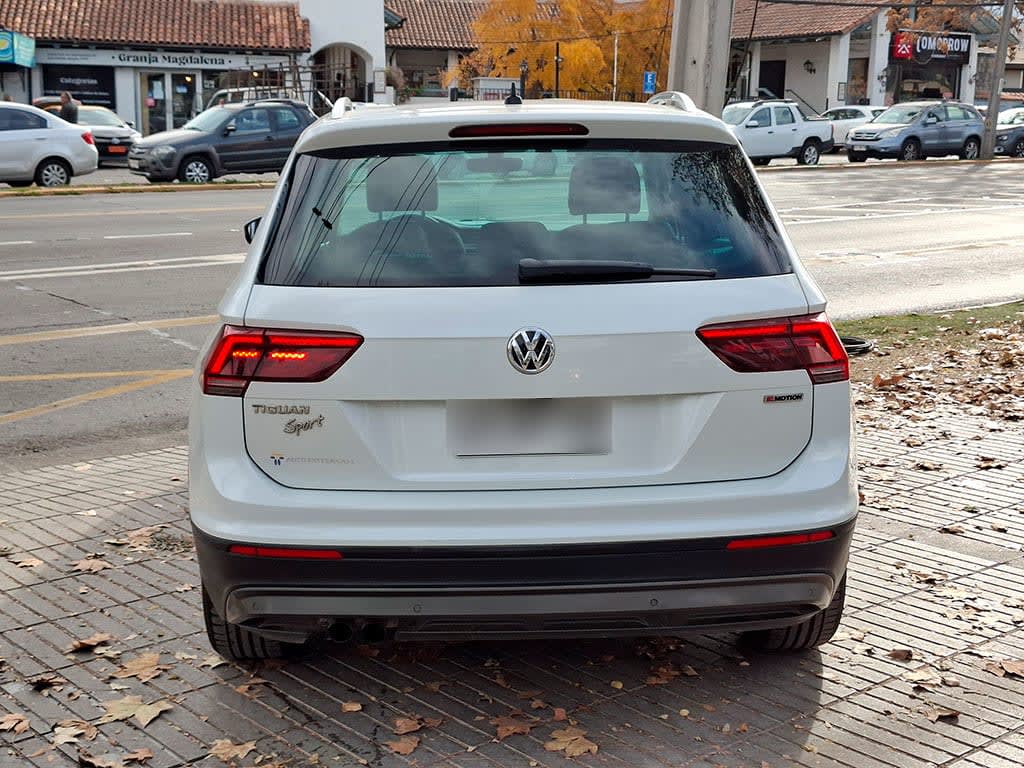 Volkswagen Tiguan Tiguan Sport 2.0 Tfsi 4m año 2020
