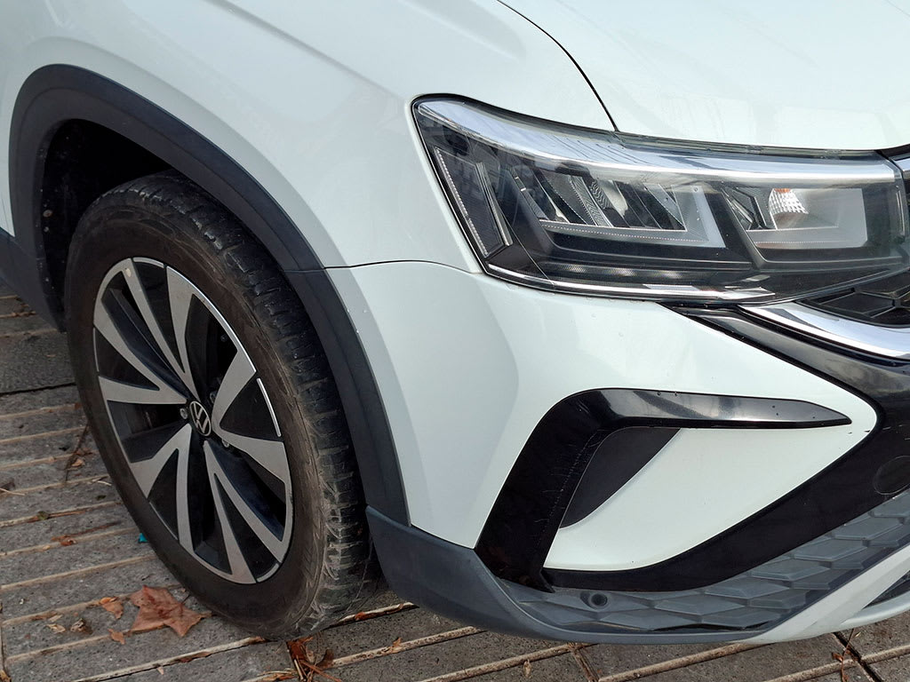 Volkswagen Taos 1.4 Tsi Confortline año 2025