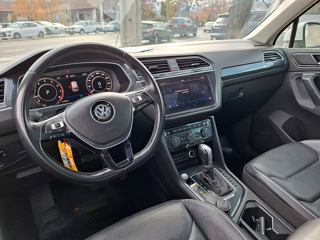 Volkswagen Tiguan Tiguan Sport 2.0 Tfsi 4m año 2020