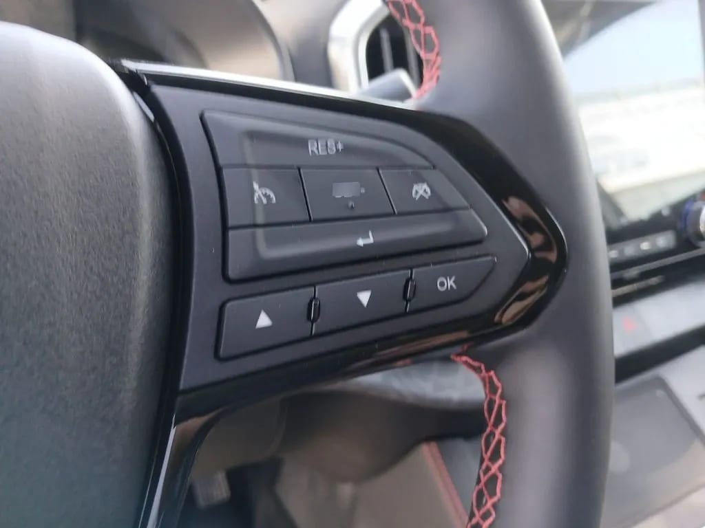 ZX Auto Grand Lion Cabina Doble 4x4 At 2.3 Precio + Iva año 2026