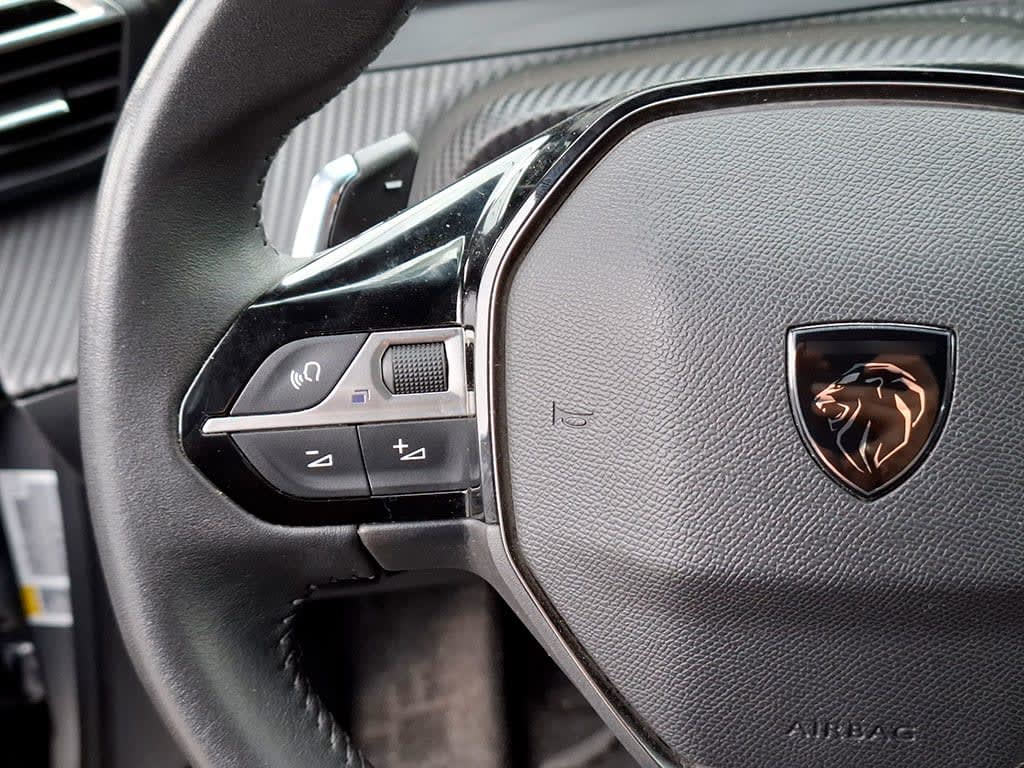 Peugeot 2008 1.5 Allure Bluehdi año 2025