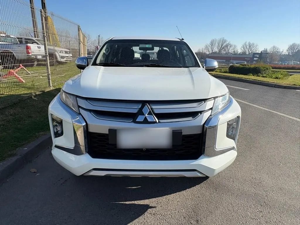 Mitsubishi L200 Katana Cr 4x2 año 2022