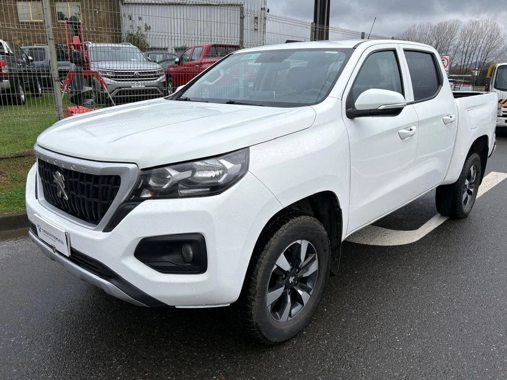 Peugeot Landtrek 1.9 4x4 Mt año 2023