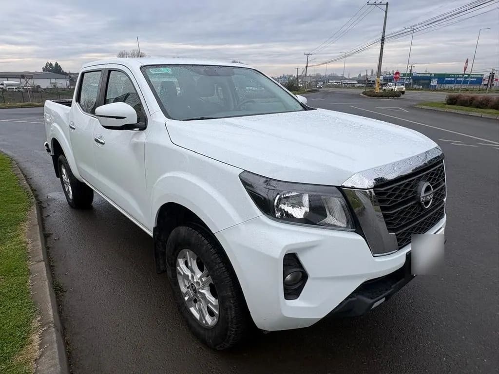 Nissan Navara 2.3 Mt 4x2 año 2023
