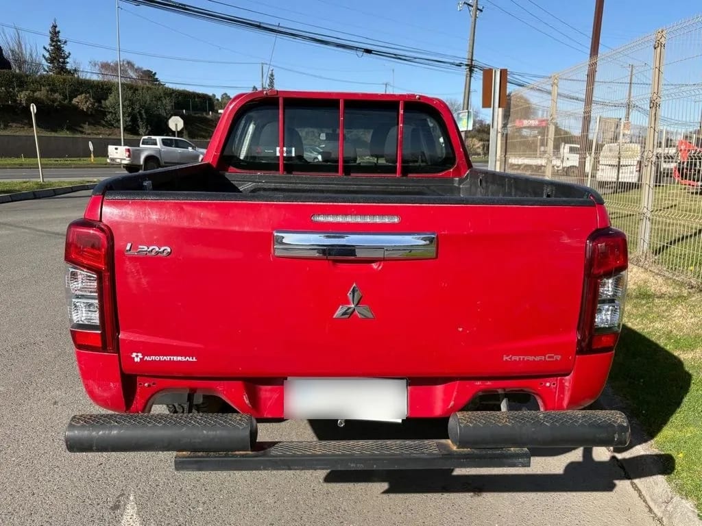 Mitsubishi L200 Katana Cr 4x2 año 2022