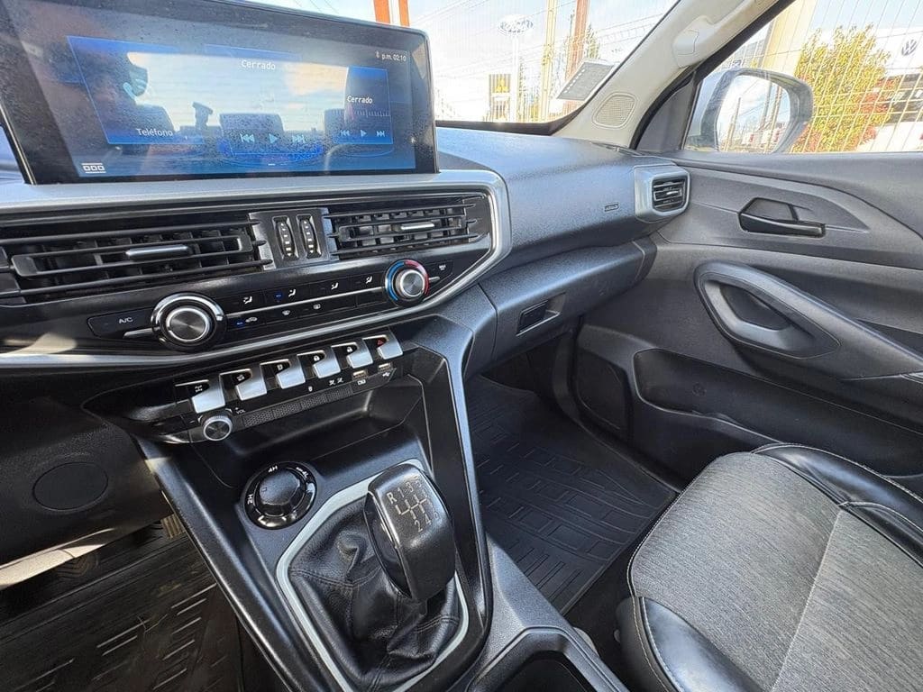 Peugeot Landtrek 1.9 4x4 Mt año 2023