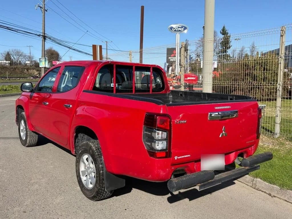 Mitsubishi L200 Katana Cr 4x2 año 2022