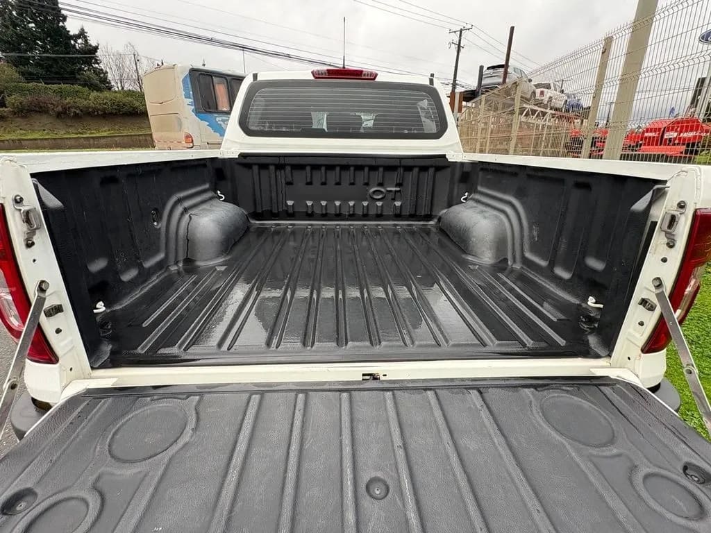 Peugeot Landtrek 1.9 4x4 Mt año 2023