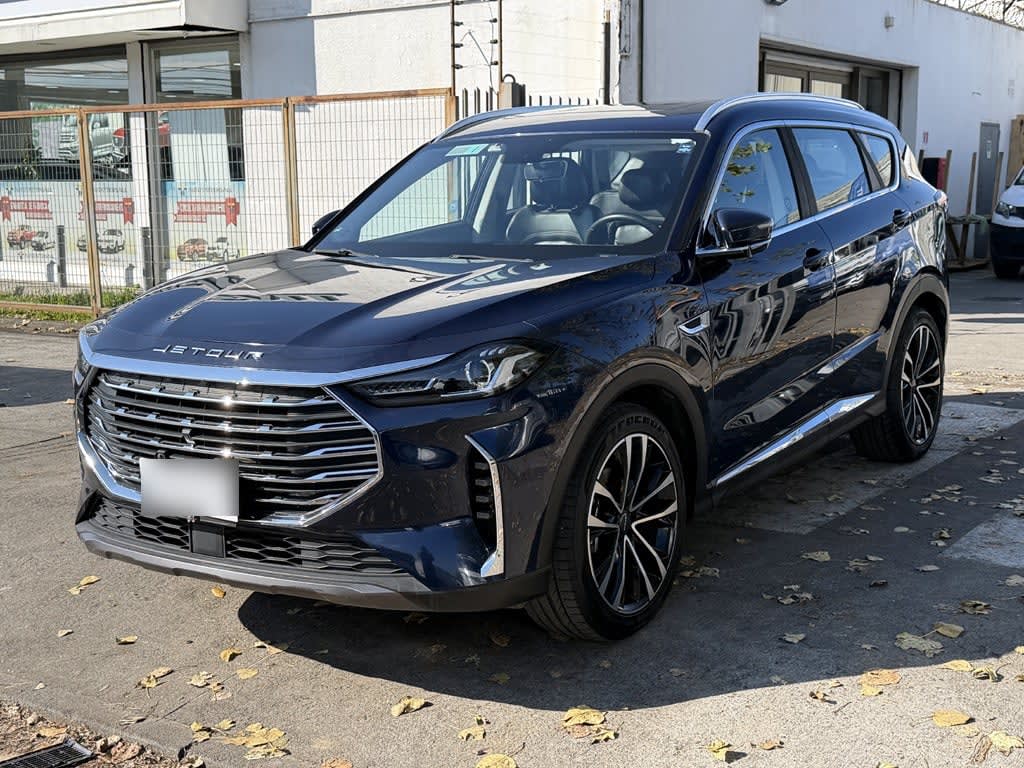 Jetour X70 Plus 1.5 Gl At año 2024