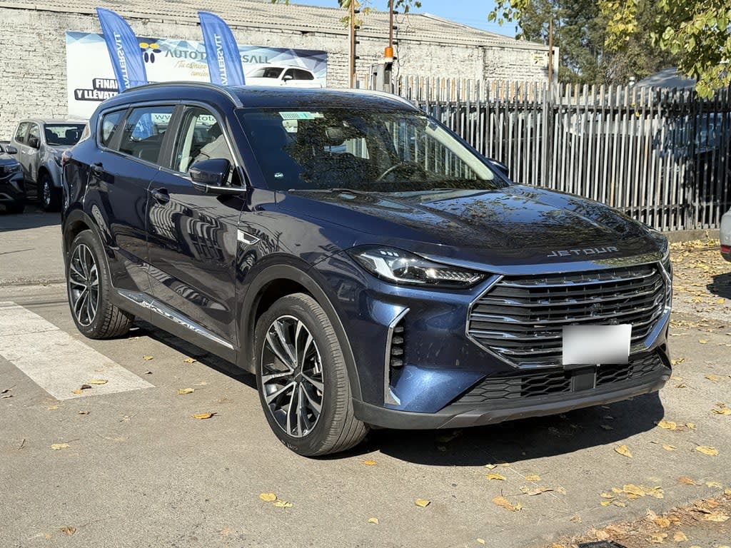 Jetour X70 Plus 1.5 Gl At año 2024