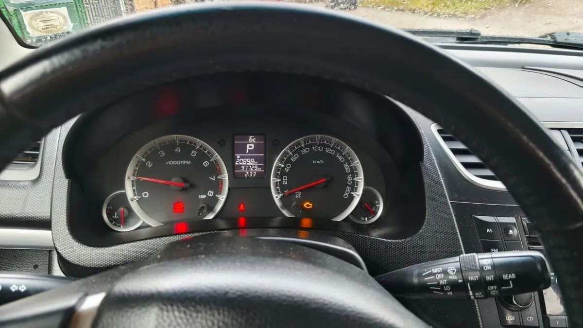 SUZUKI SWIFT 1.2 Glx At Ac año 2015