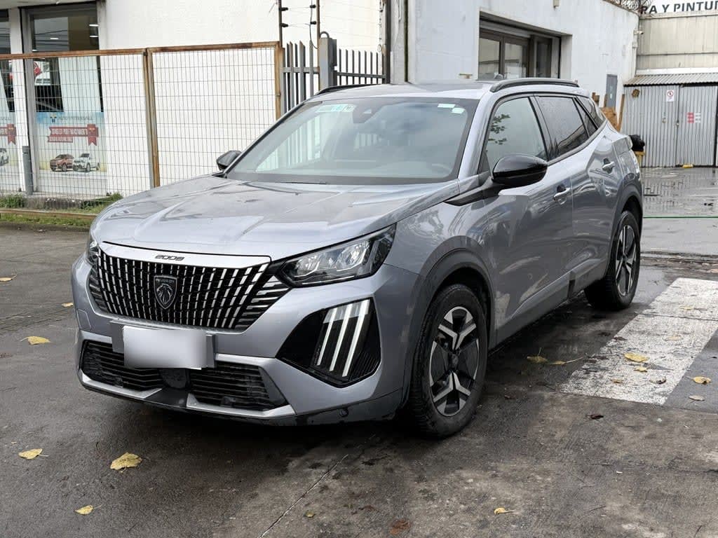 Peugeot 2008 1.5 Allure Pack Diesel At año 2025