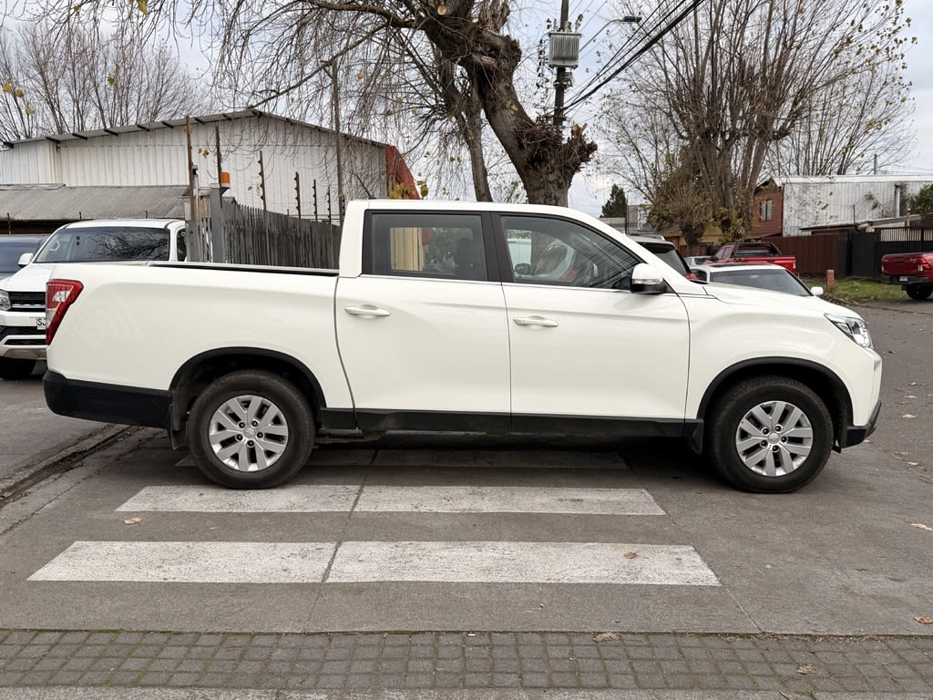 Ssangyong Musso 2.2 4x2 At año 2025