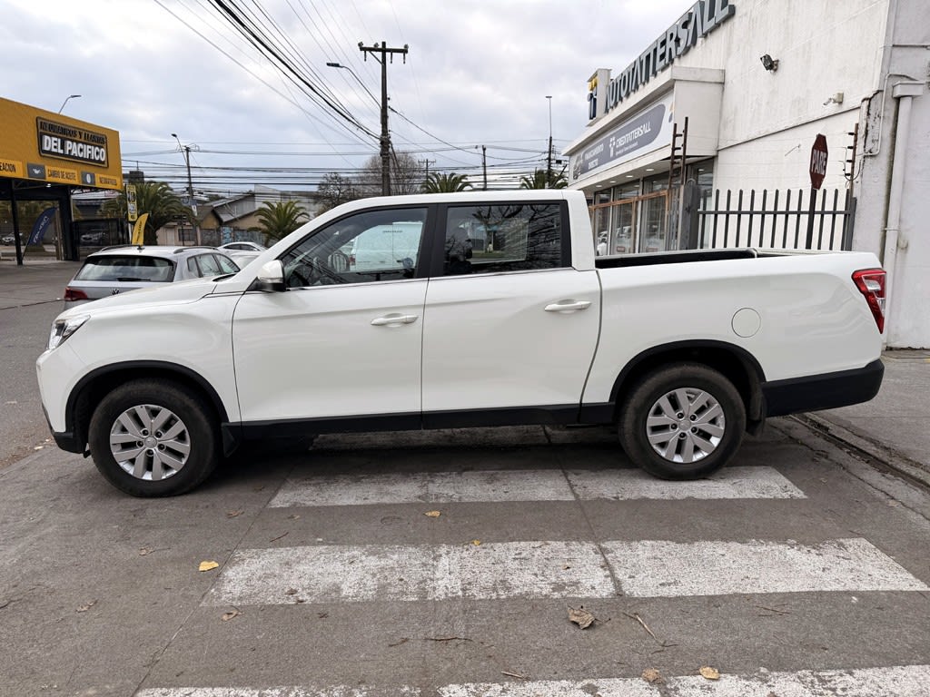 Ssangyong Musso 2.2 4x2 At año 2025
