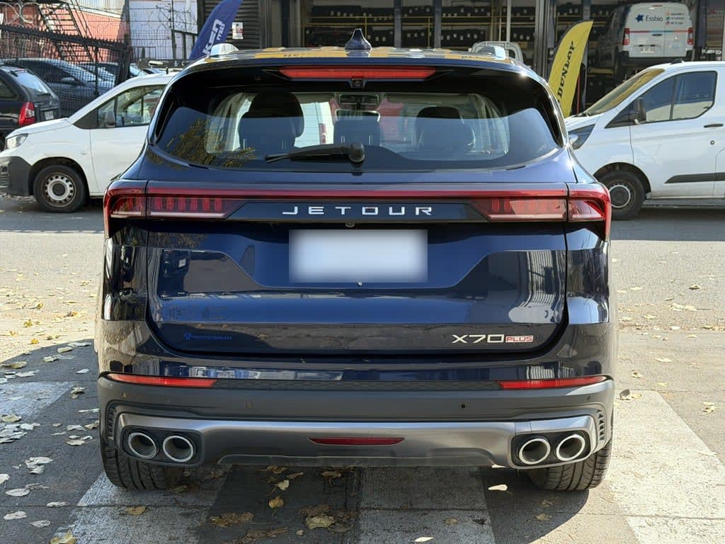 Jetour X70 Plus 1.5 Gl At año 2024