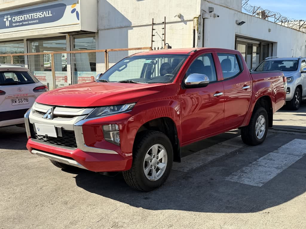 Mitsubishi L200 Katana Crt 4x4 2.4 año 2023