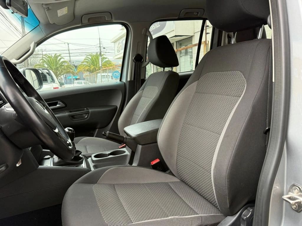 Volkswagen Amarok 2.0 Trendline 4x4 Mt año 2023