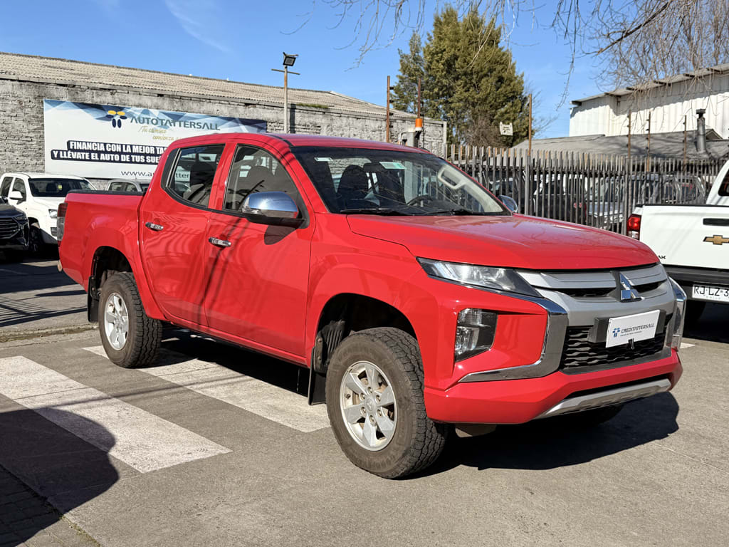 Mitsubishi L200 Katana Crt 4x4 2.4 año 2023