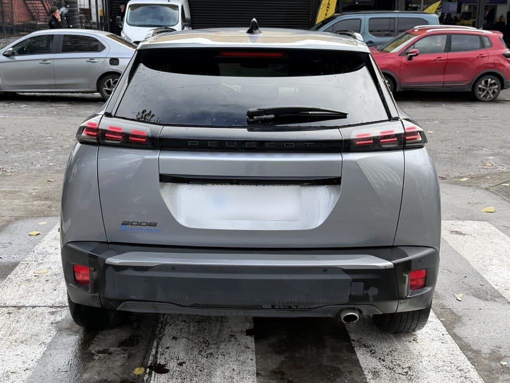 Peugeot 2008 1.5 Allure Pack Diesel At año 2025