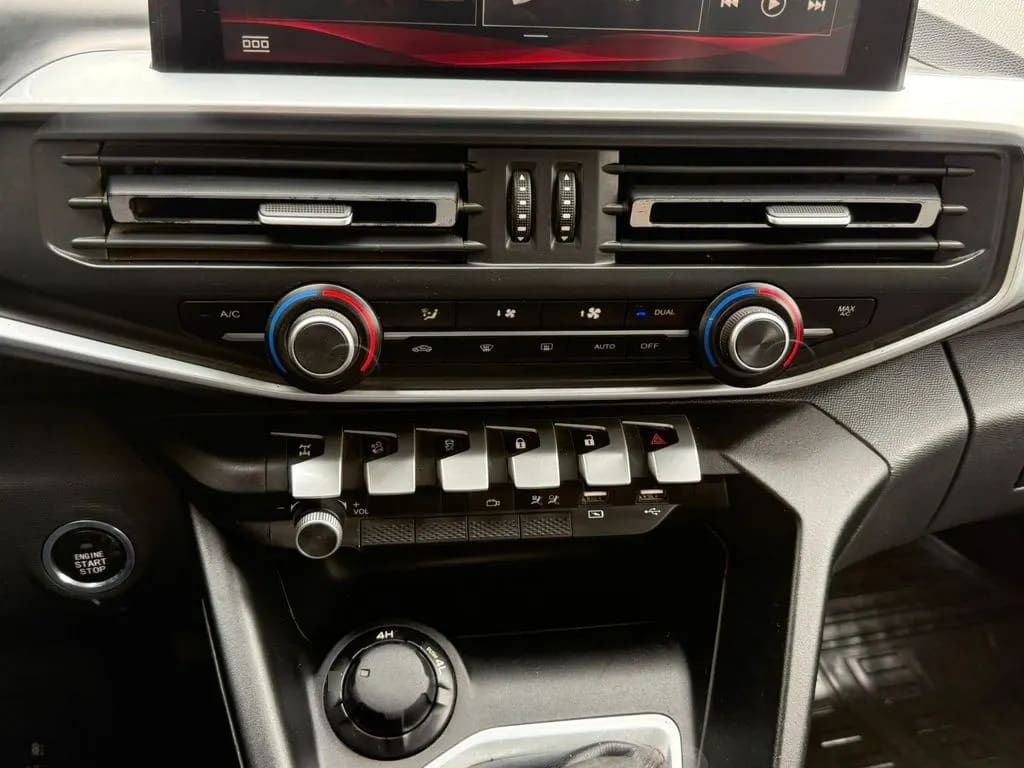Peugeot Landtrek Active Hdi 4x4 Mt año 2023