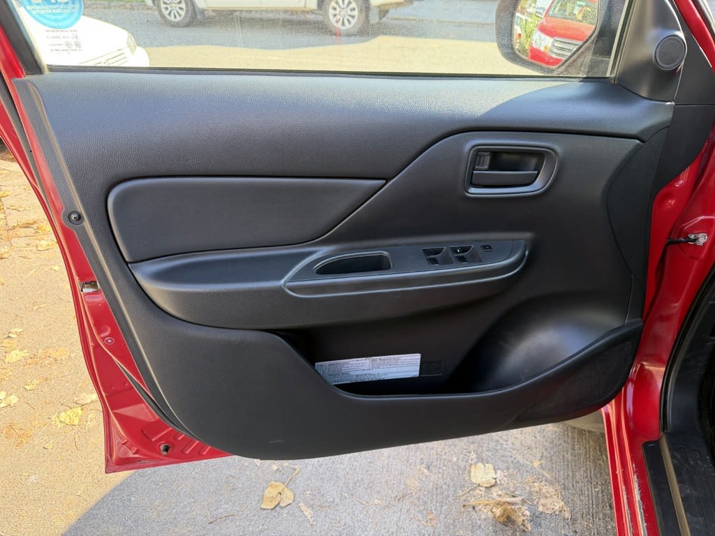 Mitsubishi L200 2.4 Katana Crt 4x4 Mt año 2023