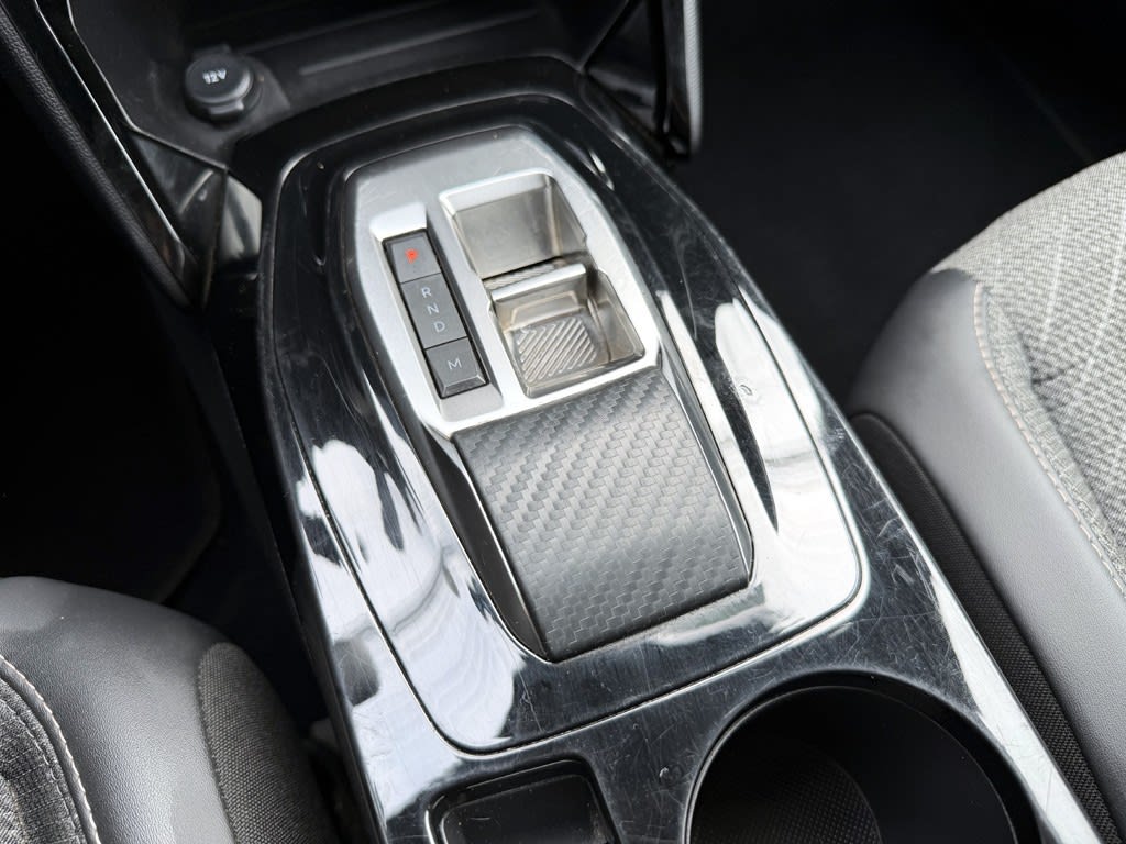 Peugeot 2008 1.5 Allure Pack Diesel At año 2025