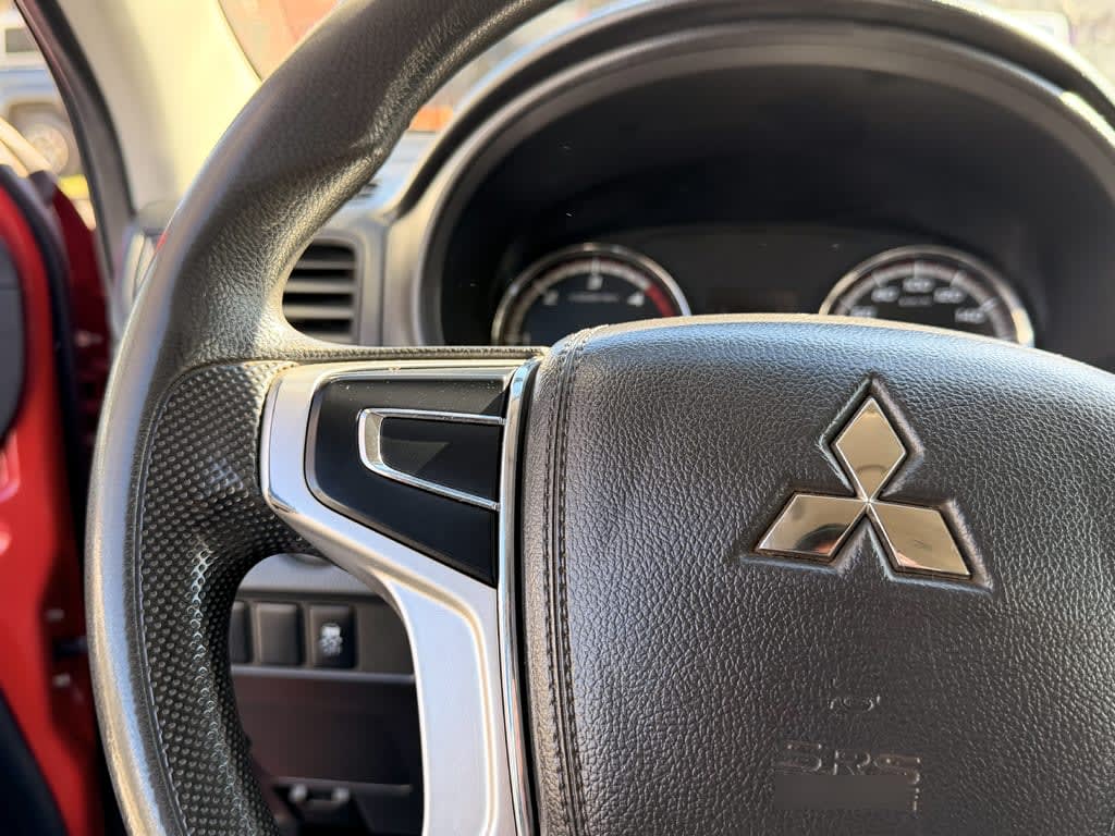 Mitsubishi L200 Katana Crt 4x4 2.4 año 2023