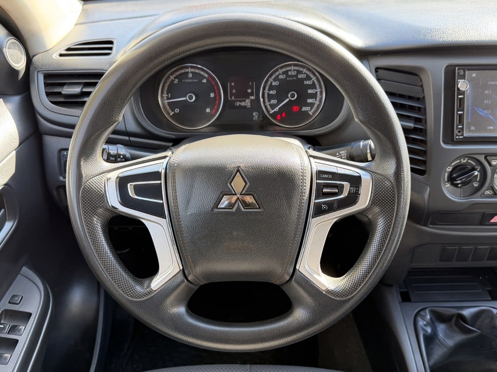 Mitsubishi L200 2.4 Katana Crt 4x4 Mt año 2023