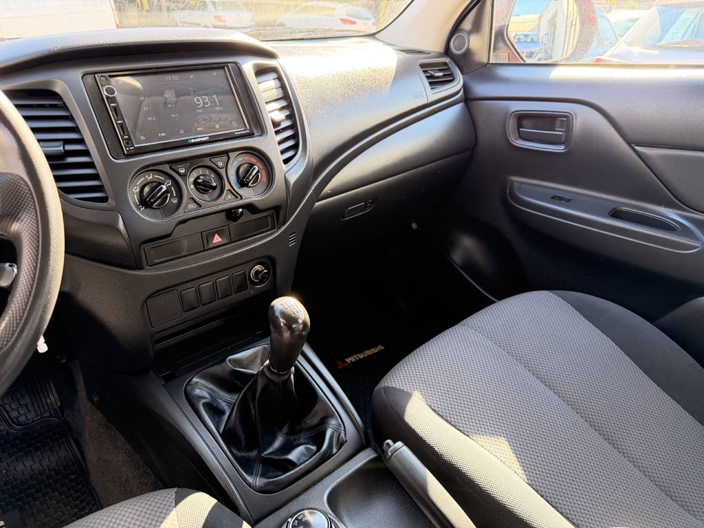 Mitsubishi L200 Katana Crt 4x4 2.4 año 2023