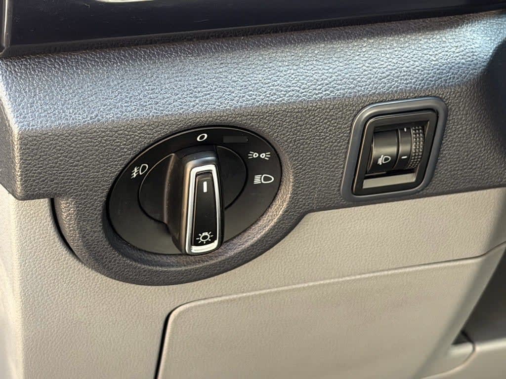 Volkswagen T-Cross 1.0 Tsi Comfortline At año 2024