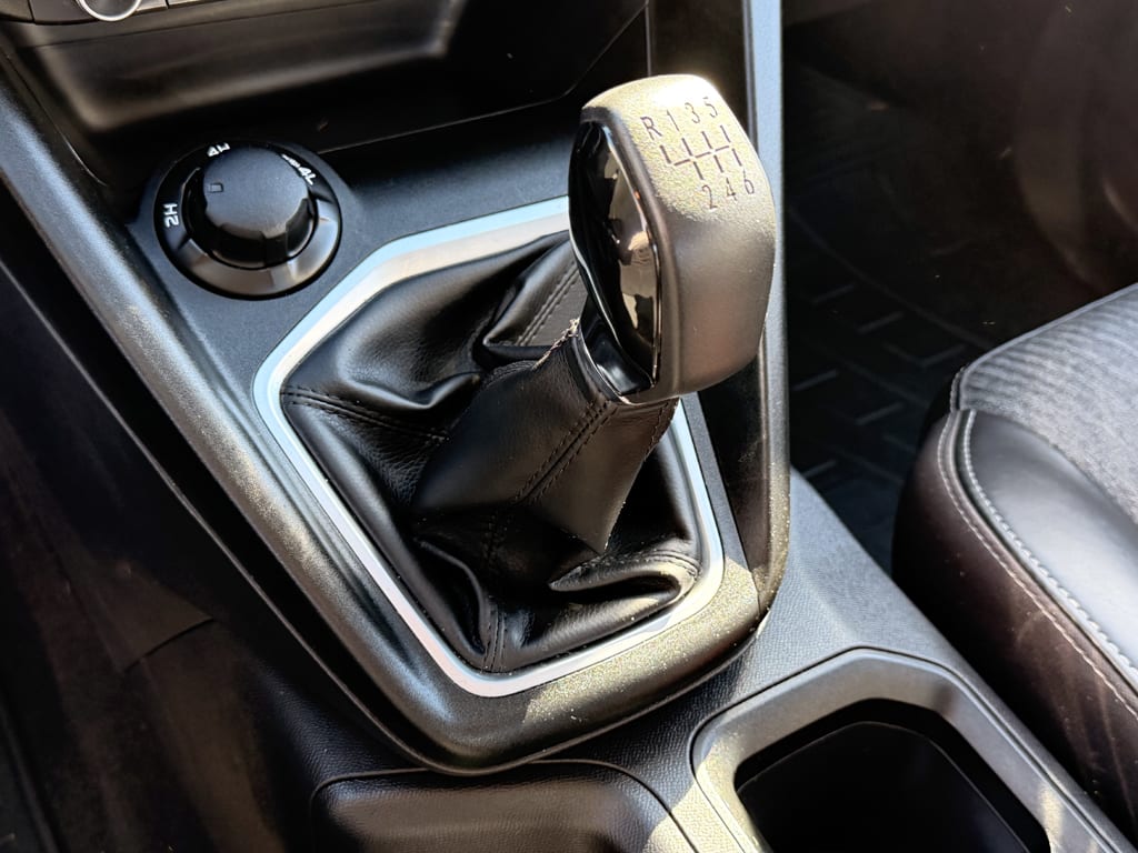 Peugeot Landtrek Active 4x4 año 2023