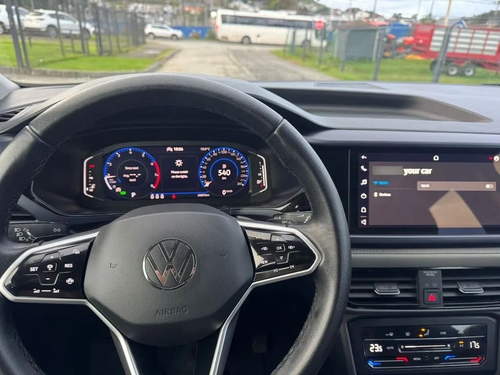 Volkswagen Taos Taos año 2025