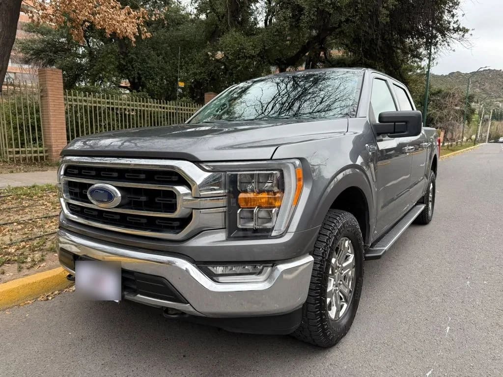 Ford F-150 5.0 Xlt Cc Dob. Cab. 4x4 At año 2023