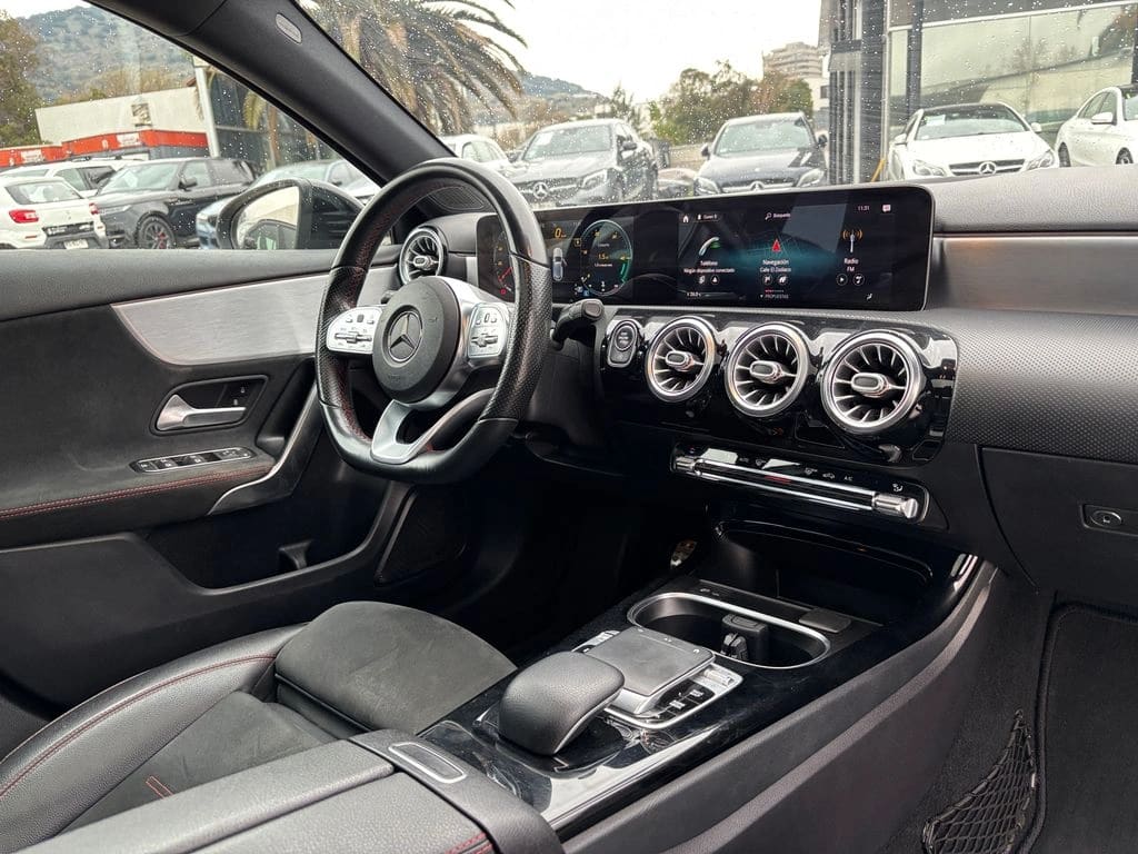 Mercedes-Benz A 250 A año 2019