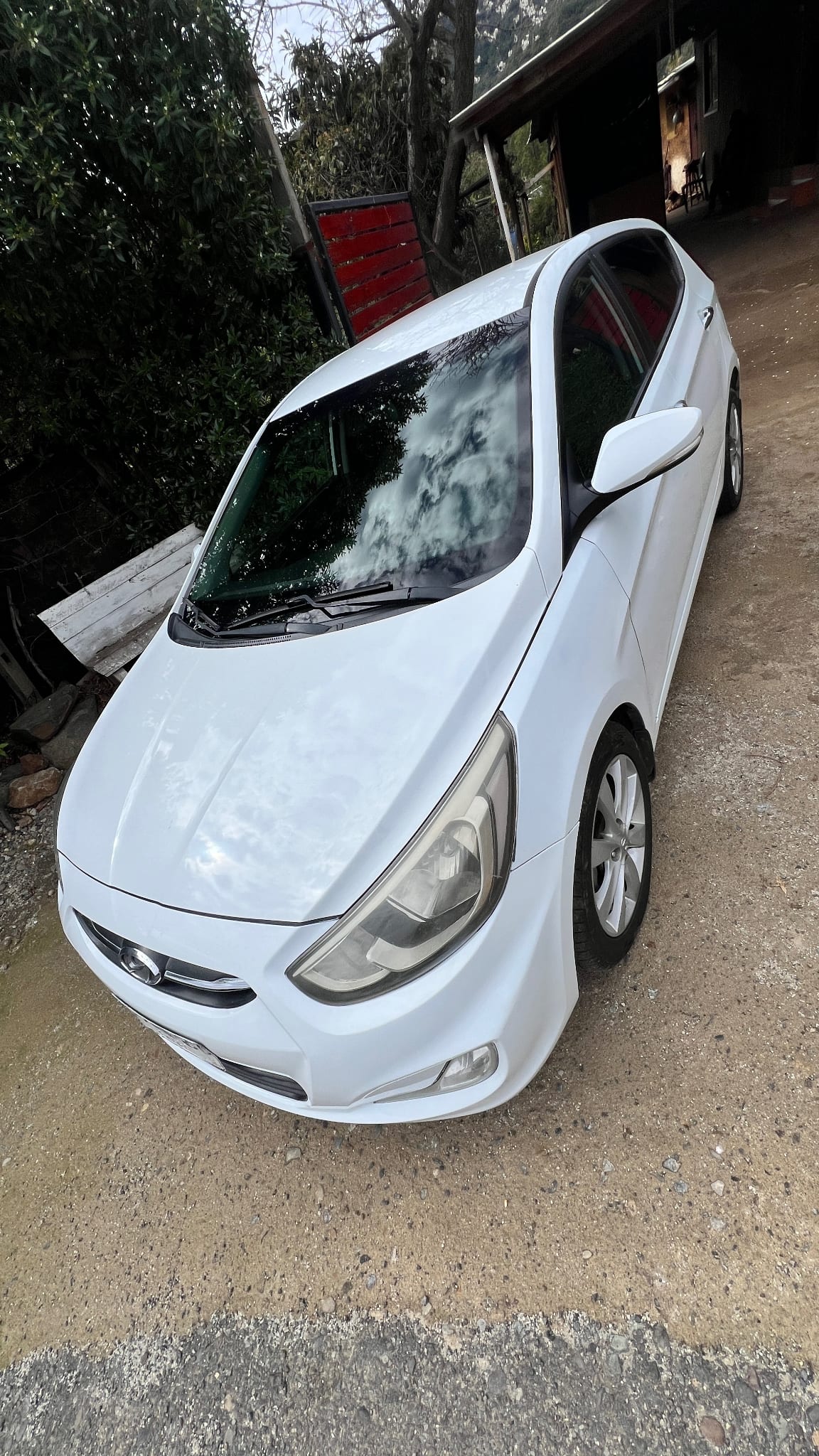 HYUNDAI ACCENT 1.4 Rb Sdn Gl 2ab Abs Ac Ll Mt año 2016