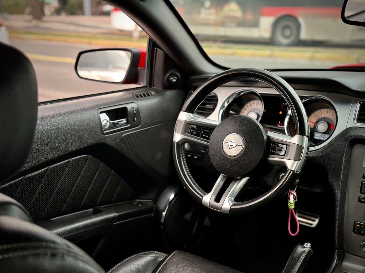 Ford Mustang Gt año 2010