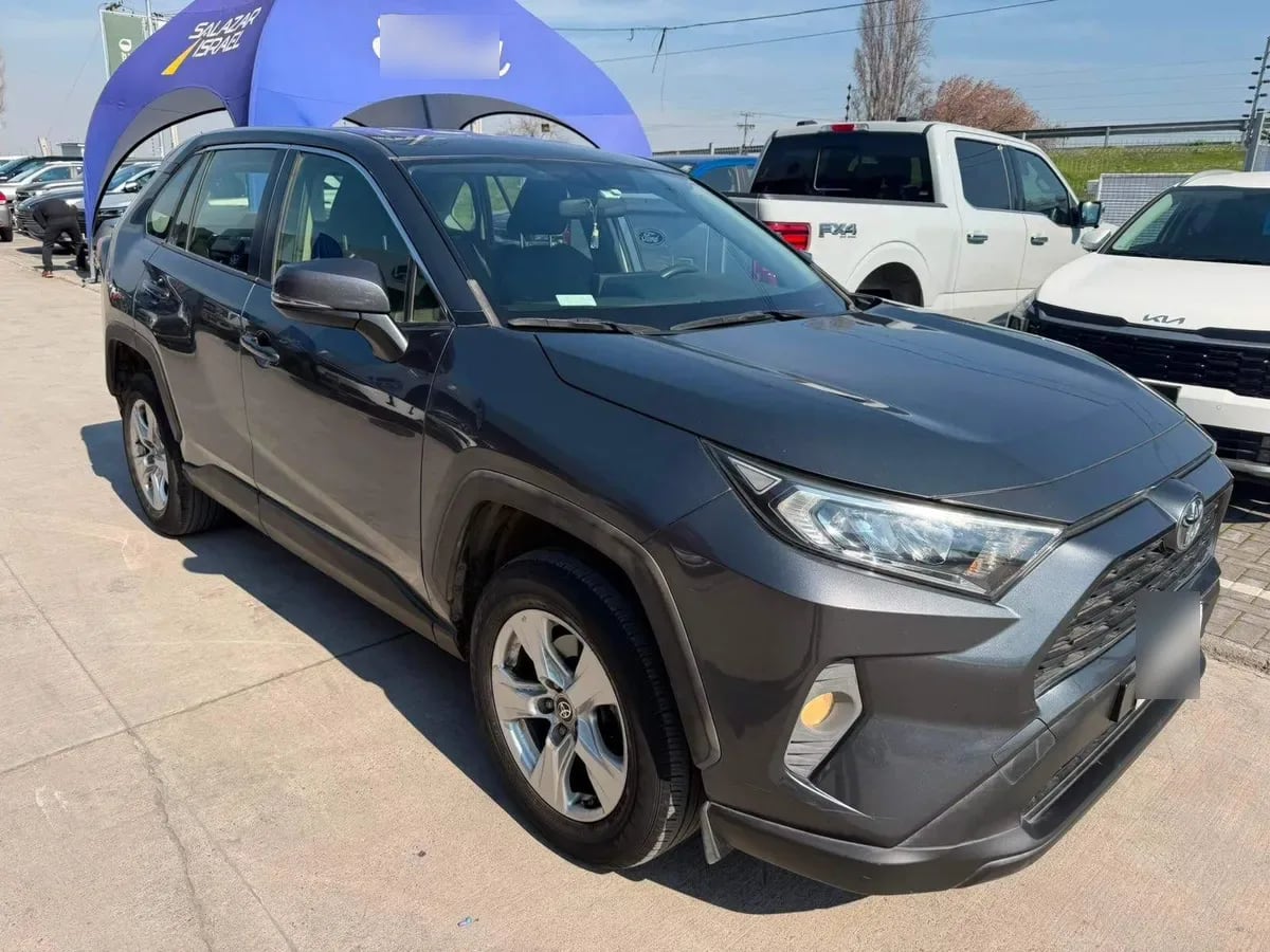 Toyota Rav 4 2.0 Le 4x2 Cvt At 5p año 2020