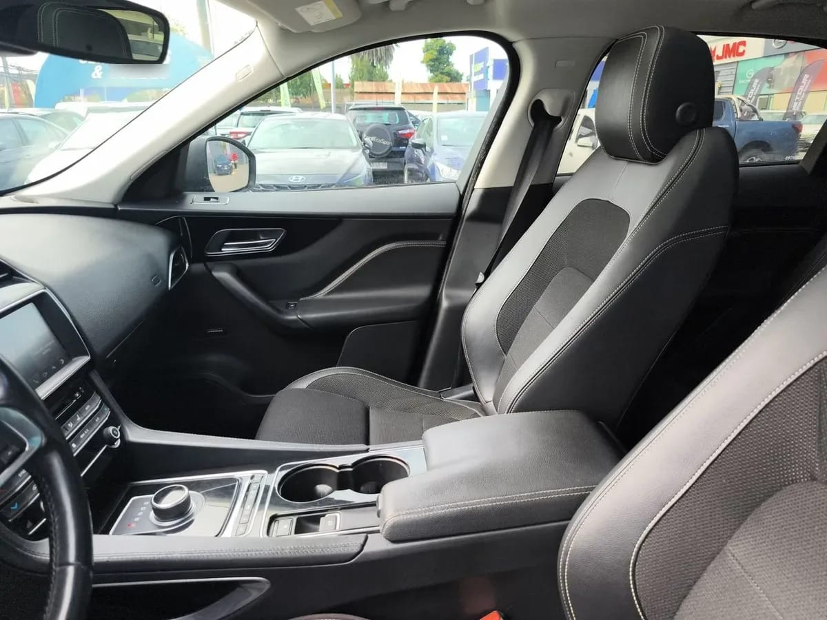 Jaguar F-Pace 3.0 Sc R-Sport Awd At 5p año 2017