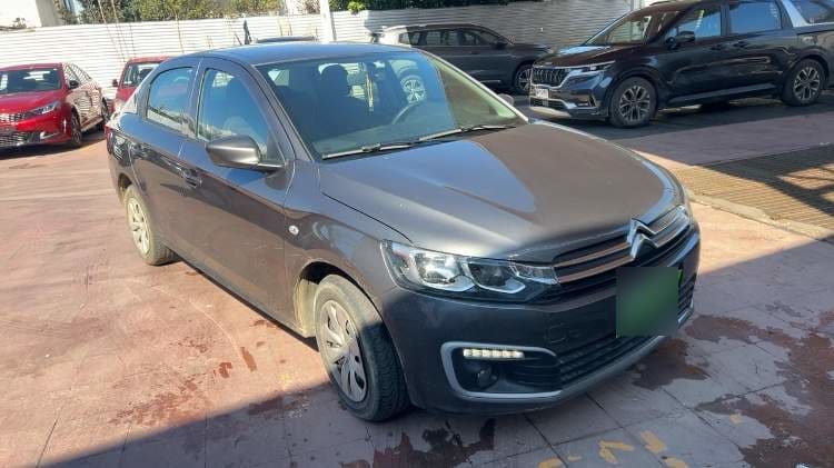 Citroen C-Elysee 1.2 Feel Puretech 4x2 82 Bvm Mt 4p año 2022