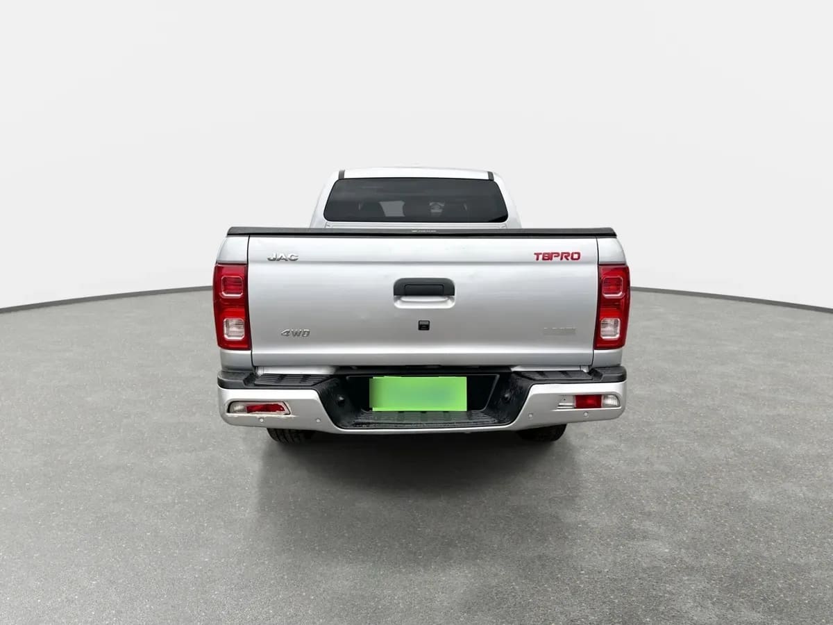 JAC T8 2.0 Advance 4x4 Diesel Mt 4p año 2025