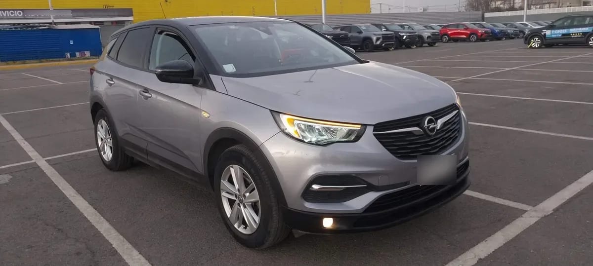 Opel Grandland 1.2t Gs Line 4x2 Mt 5p año 2022
