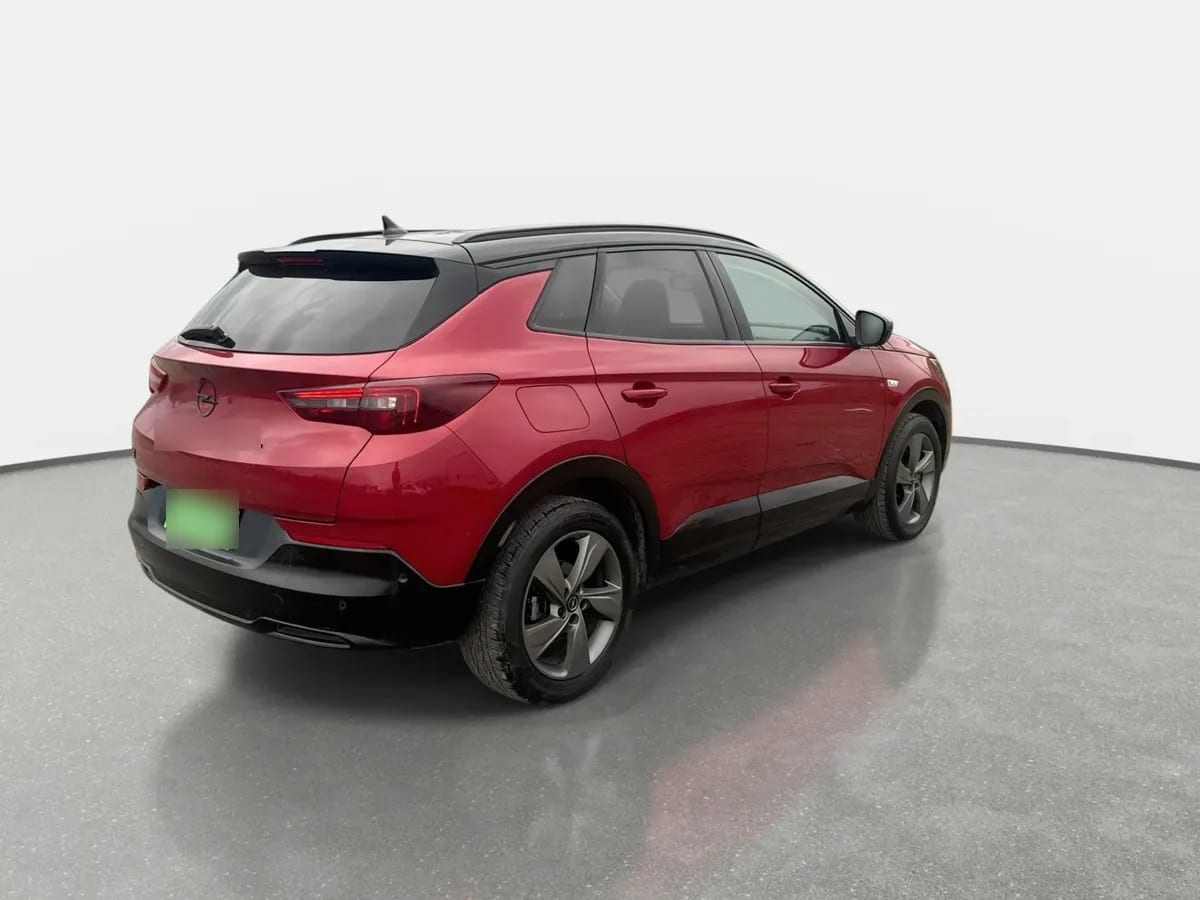 Opel Grandland 1.2t Gs Line 4x2 At 5p año 2024