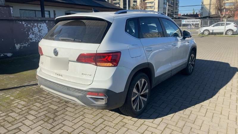 Volkswagen Taos 1.4 Tsi Highline At 5p año 2022