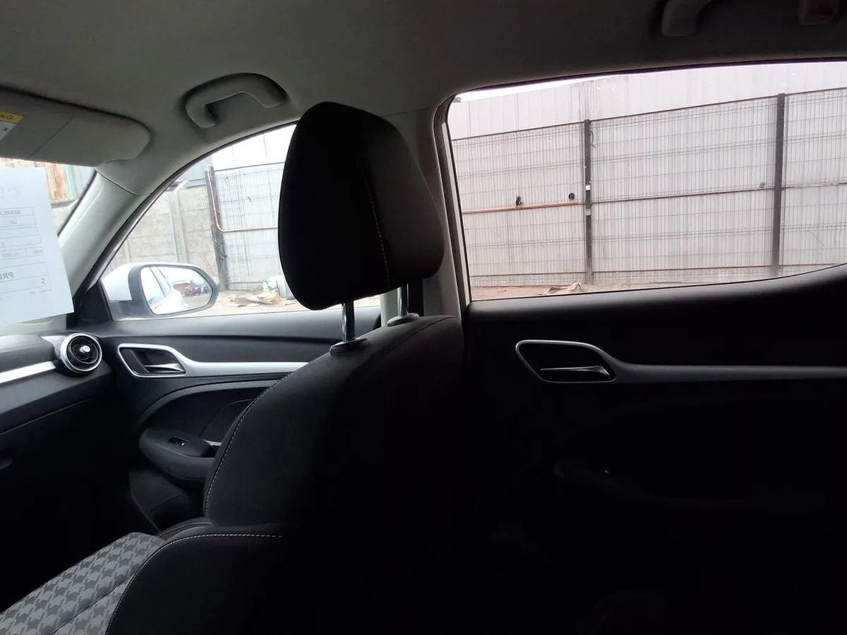 MG Mg Zs 1.5 Std 4x2 Mt 5p año 2023