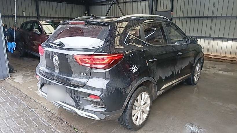 MG Mg Zx 1.5 Com 4x2 Mt 5p año 2024