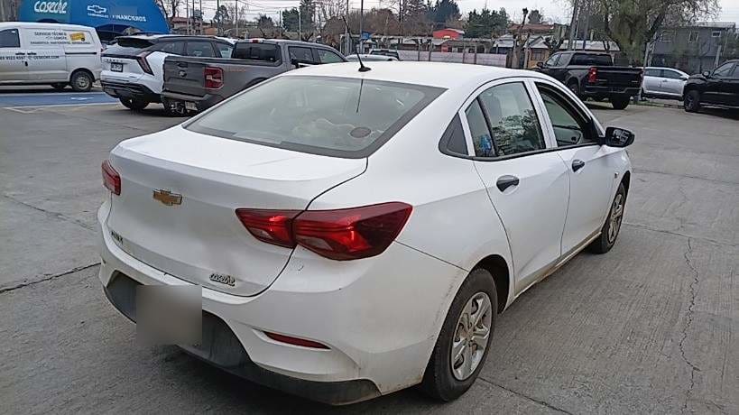 Chevrolet Onix 1.0t Lt 4x2 Sedan Mt 4p año 2021